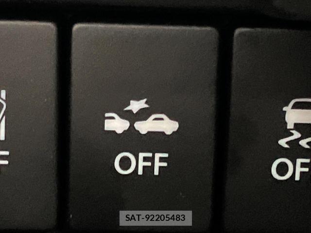 Suzuki SPACIA 2019-10 8279311-4