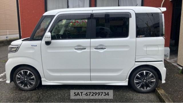 Suzuki SPACIA 2023-01 8281649-10