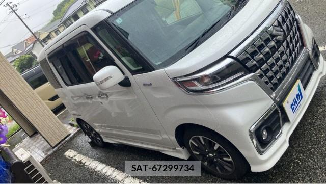 Suzuki SPACIA 2023-01 8281649-3