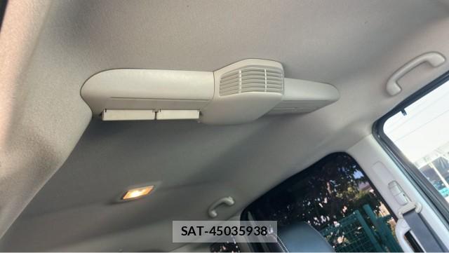 Suzuki SPACIA 2018-10 8282099-15