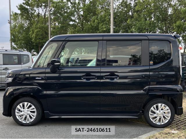 Suzuki SPACIA 2024-11 8282598-17