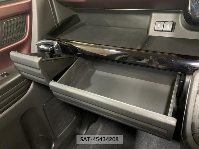 Suzuki SPACIA 2026-02 8282749-15