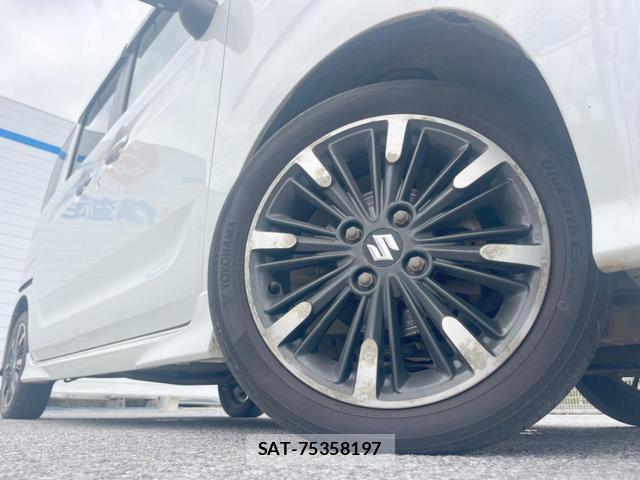 Suzuki SPACIA 2022-08 8282852-13