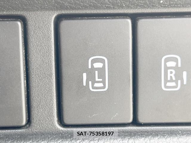Suzuki SPACIA 2022-08 8282852-6