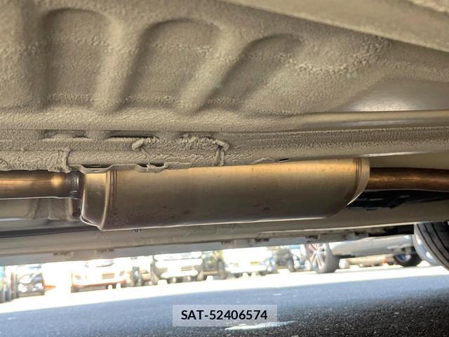 Suzuki SPACIA 2021-10 8283220-17
