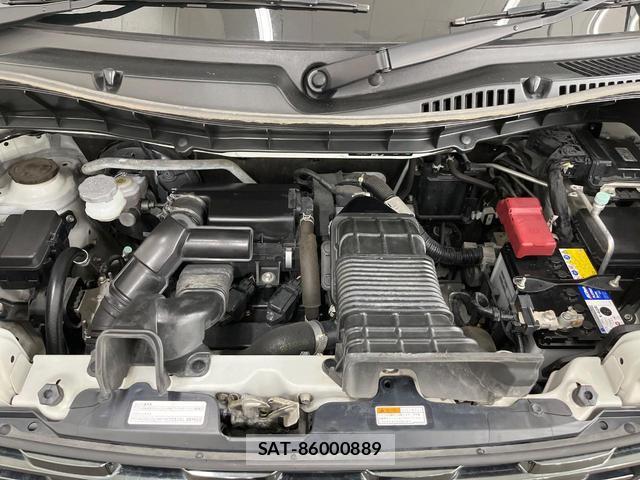 Suzuki SPACIA 2018-05 8284007-17