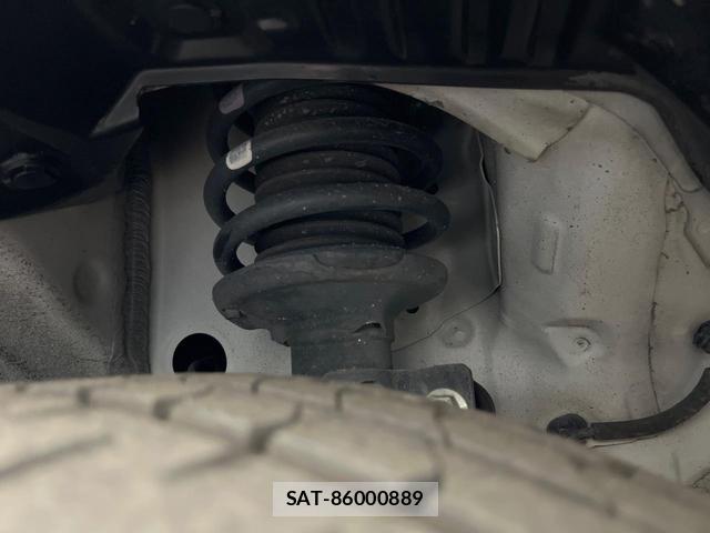 Suzuki SPACIA 2018-05 8284007-19