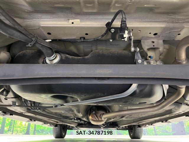 Suzuki SPACIA 2019-09 8284745-18