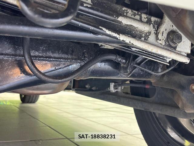 Suzuki SPACIA 2018-09 8284933-19