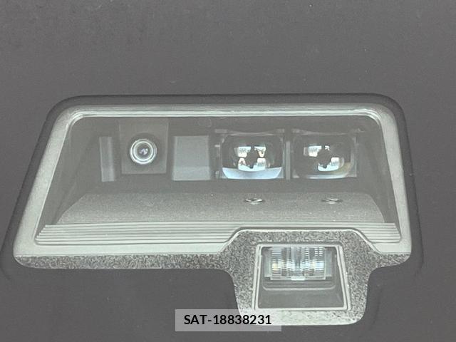 Suzuki SPACIA 2018-09 8284933-2