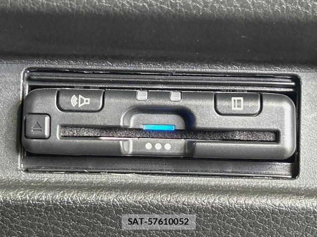 Suzuki SPACIA 2023-09 8284998-6