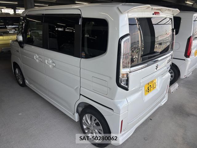 Suzuki SPACIA 2024-02 8285375-1