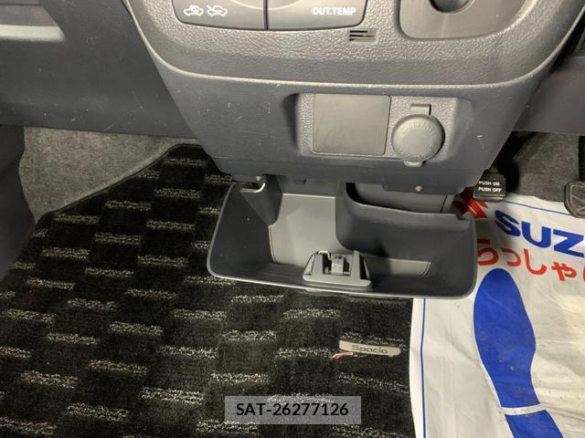 Suzuki SPACIA 2014-12 8285531-11