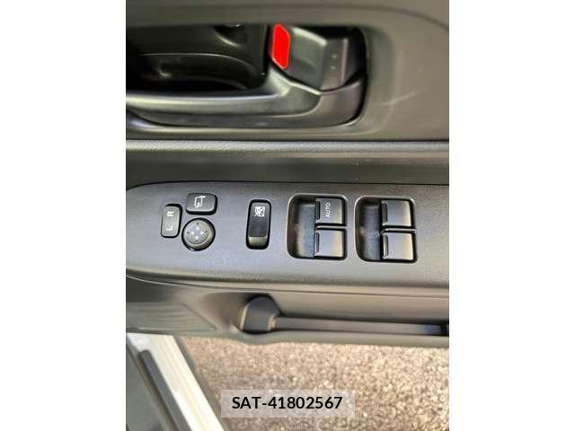 Suzuki SPACIA 2025-03 8277970-12