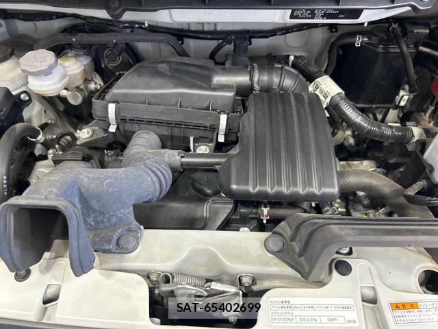 Suzuki SPACIA 2023-01 8278170-17