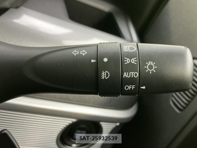 Suzuki SPACIA 2019-10 8280067-14