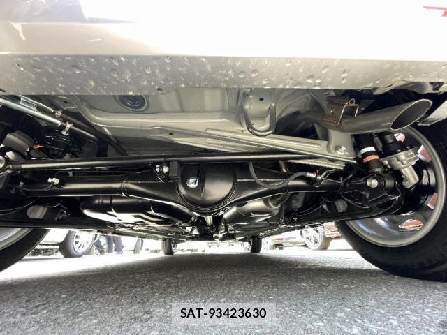 Suzuki SPACIA 2026-03 8280309-17