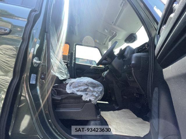 Suzuki SPACIA 2026-03 8280309-4