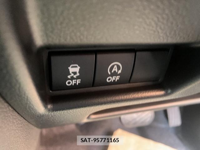 Suzuki SPACIA 2026-03 8280310-11