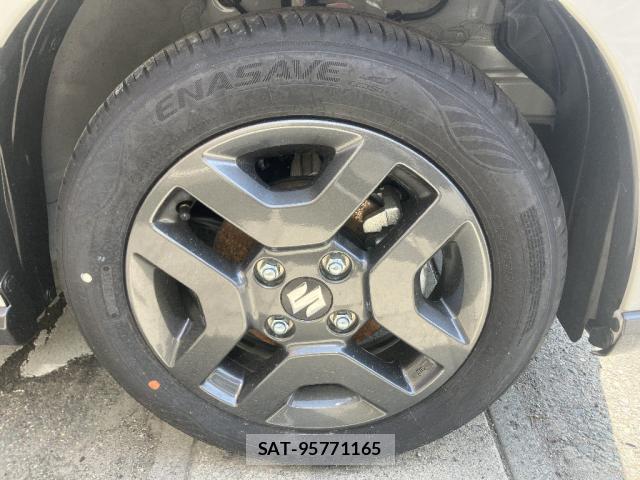 Suzuki SPACIA 2026-03 8280310-14