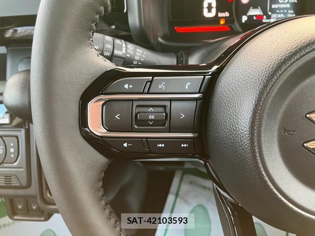 Suzuki SPACIA 2024-10 8282597-8