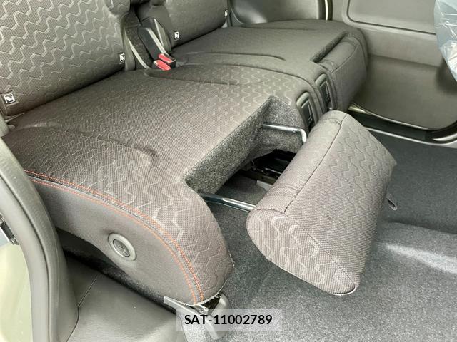 Suzuki SPACIA 2024-11 8282736-14