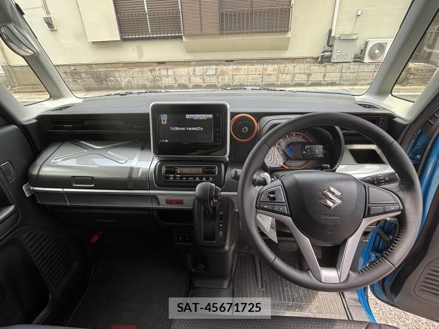 Suzuki SPACIA 2019-10 8284729-4