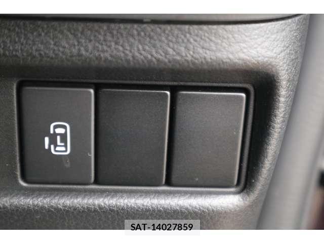Suzuki SPACIA 2019-06 8276738-17