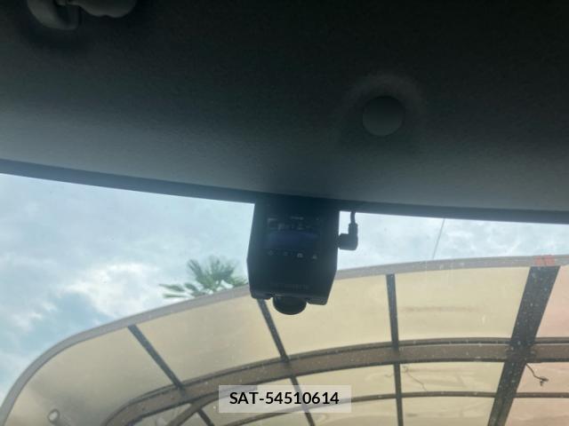 Suzuki SPACIA 2013-09 8277504-16