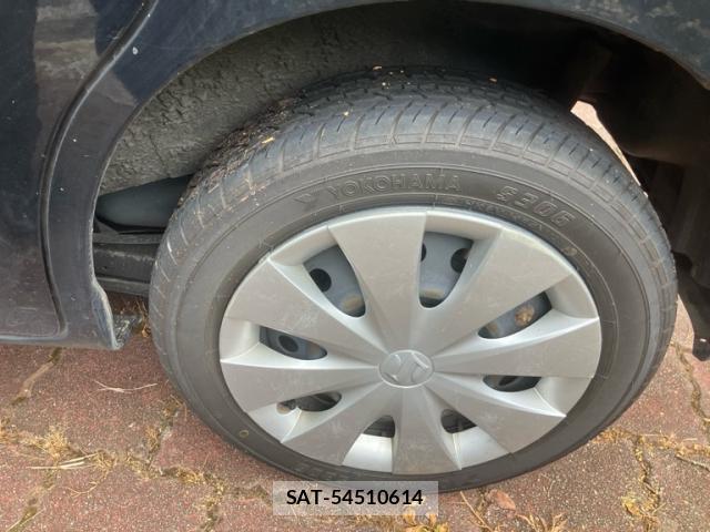 Suzuki SPACIA 2013-09 8277504-5
