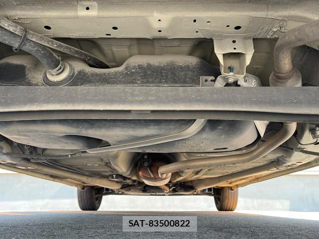 Suzuki SPACIA 2021-11 8279442-18