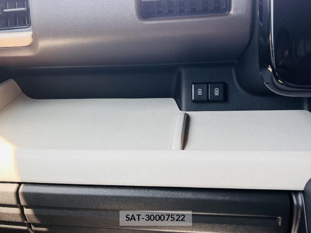 Suzuki SPACIA 2026-03 8280314-14