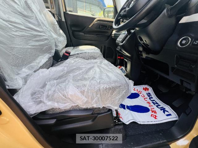 Suzuki SPACIA 2026-03 8280314-4