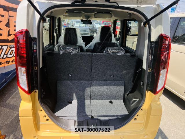 Suzuki SPACIA 2026-03 8280314-6