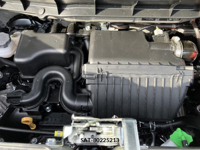 Suzuki SPACIA 2026-04 8280316-17