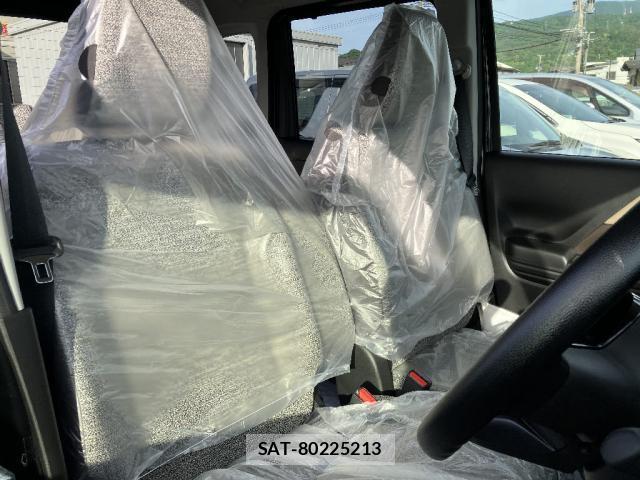 Suzuki SPACIA 2026-04 8280316-3
