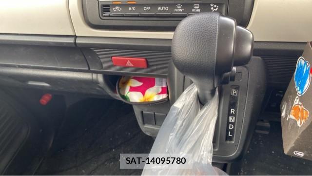 Suzuki SPACIA 2020-04 8281121-14
