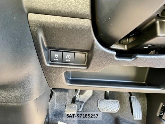 Suzuki SPACIA 2026-03 8282750-18