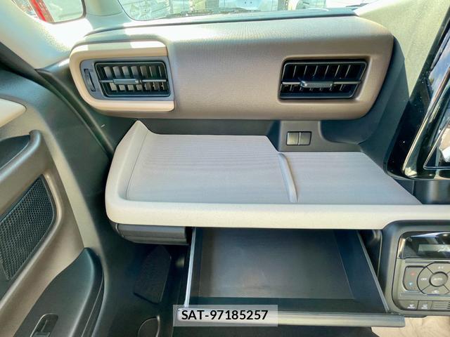 Suzuki SPACIA 2026-03 8282750-8