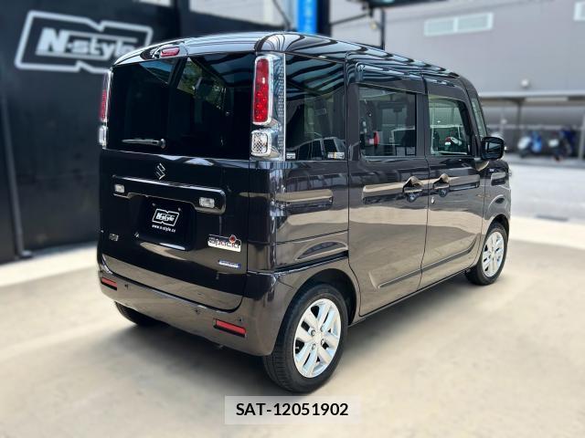 Suzuki SPACIA 2018-06 8283058-11