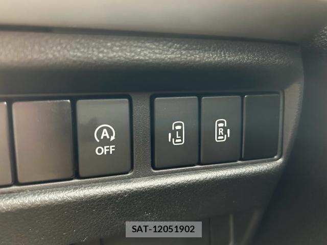 Suzuki SPACIA 2018-06 8283058-3