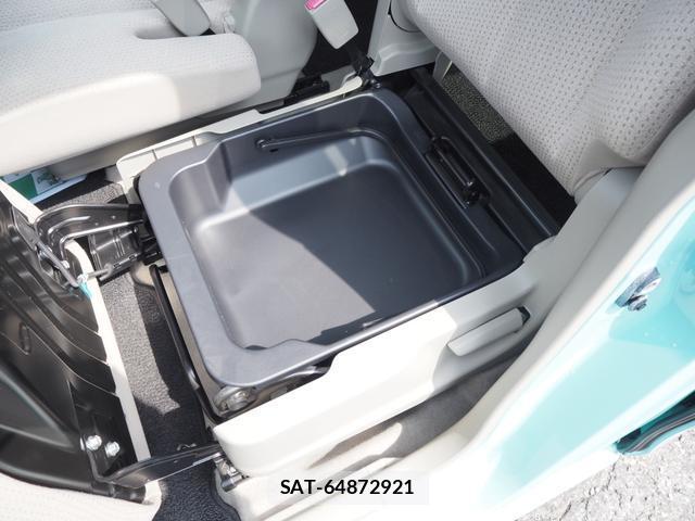 Suzuki SPACIA 2015-09 8284166-15