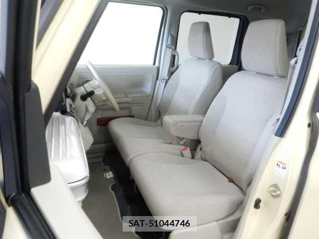 Suzuki SPACIA 2023-09 8284883-16