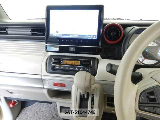 Suzuki SPACIA 2023-09 8284883-6