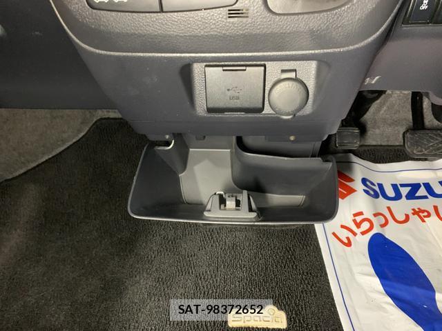 Suzuki SPACIA 2015-09 8285556-13