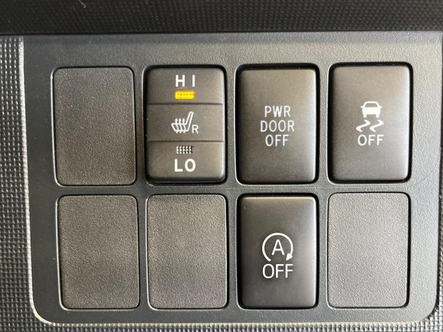 Toyota SPADE 2018-08 8279142-3