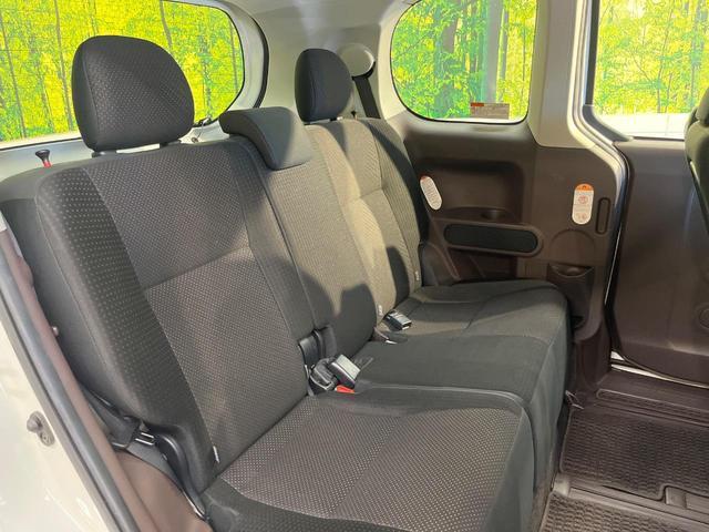 Toyota SPADE 2018-08 8279142-8