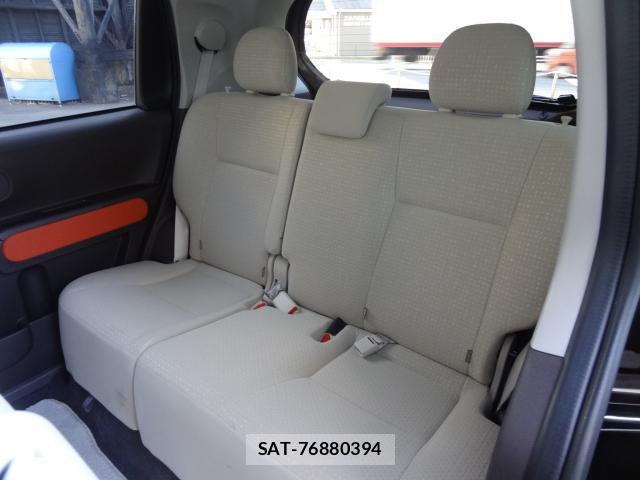 Toyota SPADE 2013-08 8282928-13