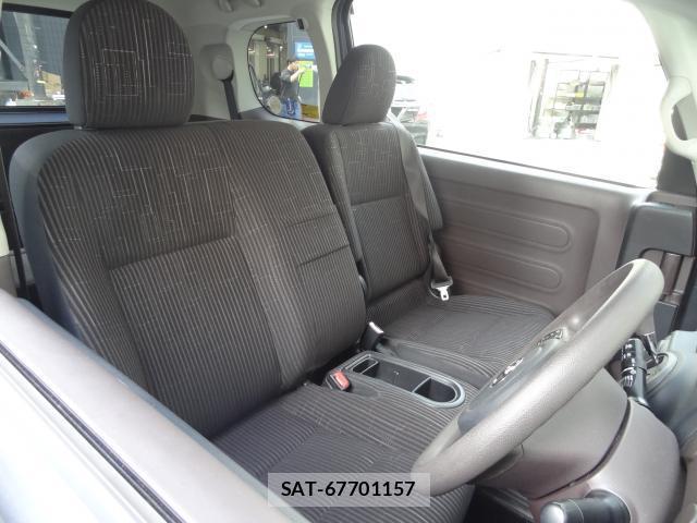 Toyota SPADE 2013-10 8282939-13
