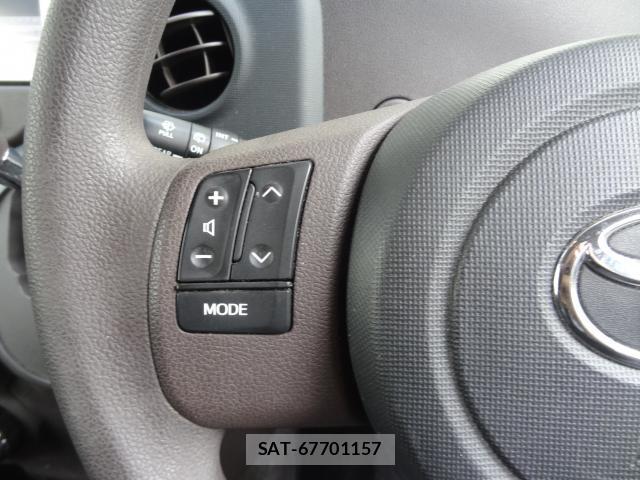 Toyota SPADE 2013-10 8282939-19